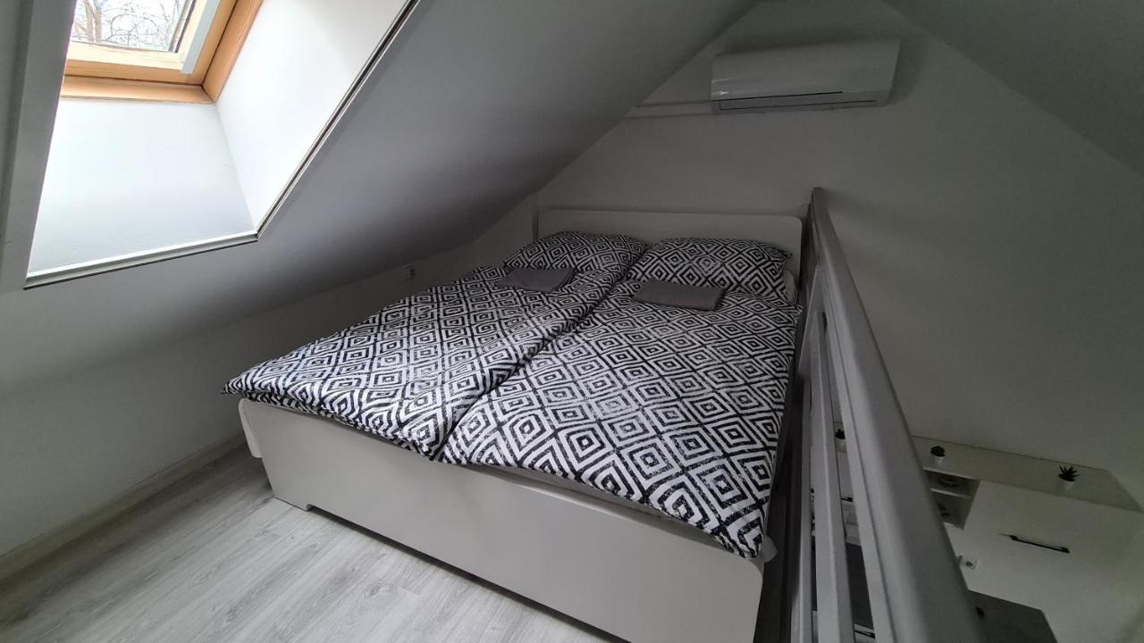 Gyulai-Fuerdo-Apartman Ii. Екстер'єр фото