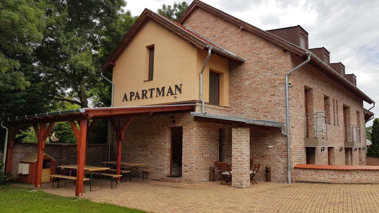 Gyulai-Fuerdo-Apartman Ii. Екстер'єр фото